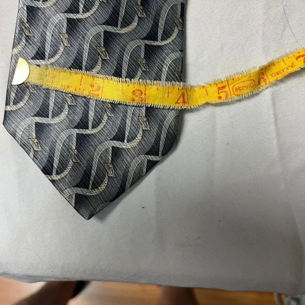 Zylos Gold George Machado 100% Imported Silk Abstract Geometric‎ Pattern Necktie